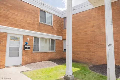 4510 Granada Blvd #7, Warrensville Heights, OH 44128
