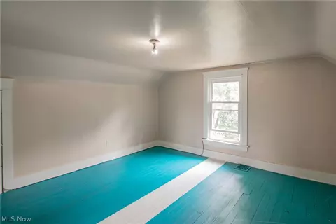 Bedroom - 665 Thayer St, Akron, OH 44310 photo 10 of 12