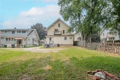 Exterior - 665 Thayer St, Akron, OH 44310 photo 5 of 5