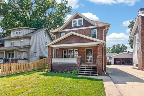 1716 7th St, Cuyahoga Falls, OH 44221