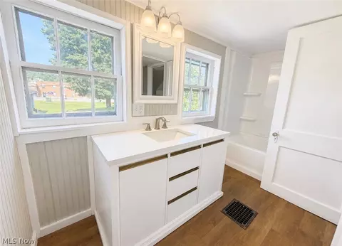 Bath - 219 Main St, Philo, OH 43771 photo 1 of 2