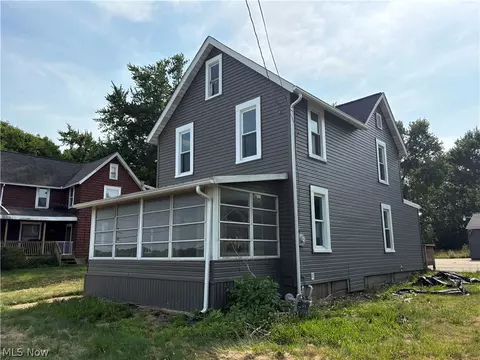8307 Cleveland Ave NW, North Canton, OH 44720
