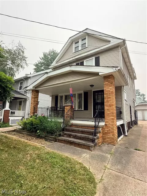 2013 Mayview Ave, Cleveland, OH 44109