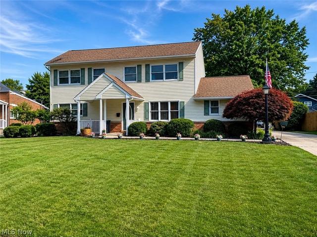 761 Highland Ave, Wadsworth, OH 44281