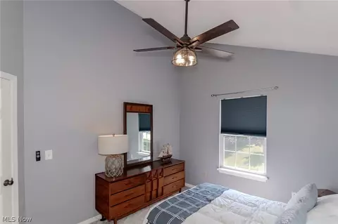 Bedroom - 102 Middle Post Pt, Chardon, OH 44024 photo 4 of 10