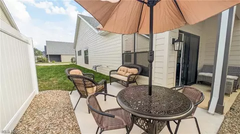 5007 Coventry Cir, Huron, OH 44839 photo 2