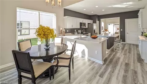 5007 Coventry Cir, Huron, OH 44839 photo 7