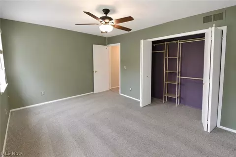 Bedroom - 5552 Suncrest Ct, Parma, OH 44134 photo 3 of 7