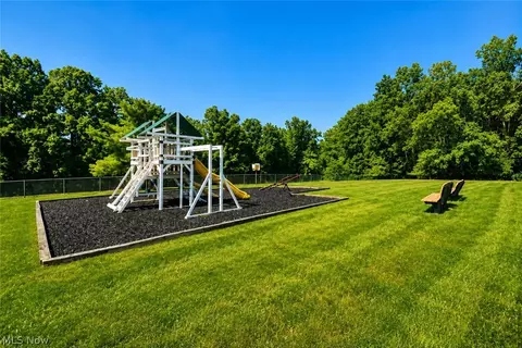 View/Area - 5552 Suncrest Ct, Parma, OH 44134 photo 1 of 1