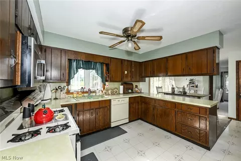 Kitchen - 14838 State Route 301, Lagrange, OH 44050 photo 1 of 4