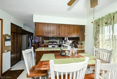 Kitchen - 14838 State Route 301, Lagrange, OH 44050 photo 3 of 4