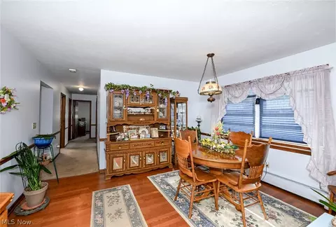 Dining - 14838 State Route 301, Lagrange, OH 44050 photo 2 of 4