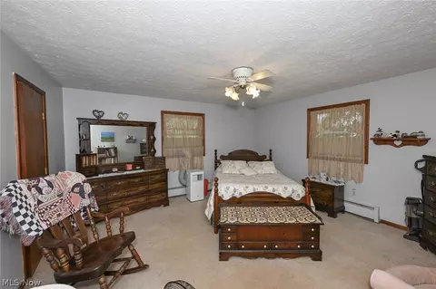 Bedroom - 14838 State Route 301, Lagrange, OH 44050 photo 4 of 8