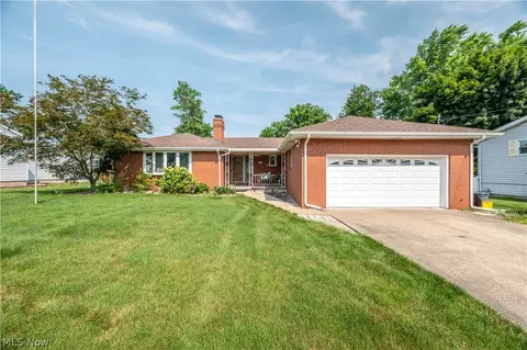 1788 Lancaster Dr, Youngstown, OH 44511
