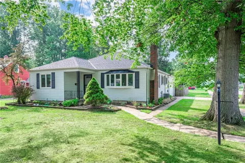 24479 Gessner Rd, North Olmsted, OH 44070