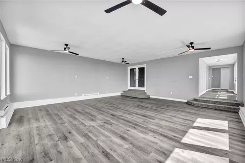 Living - 6940 Lake Rd W, Ashtabula, OH 44004 photo 1 of 5