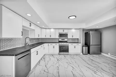 Kitchen - 6940 Lake Rd W, Ashtabula, OH 44004 photo 3 of 3