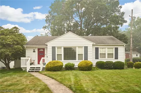 2388 17th St, Cuyahoga Falls, OH 44223