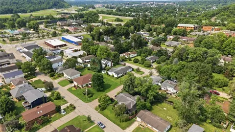 22 Jacobs Dr, Athens, OH 45701 photo 2