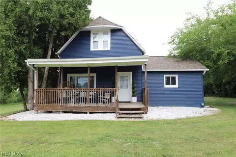 1053 N Carpenter Rd, Brunswick, OH 44212