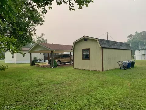 Exterior - 78 Third Ave, Stratton, OH 43961 photo 4 of 6