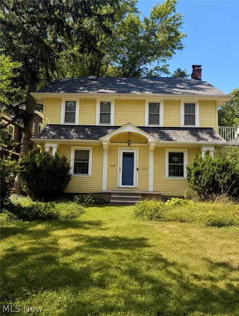 3045 Coleridge Rd, Cleveland Heights, OH 44118