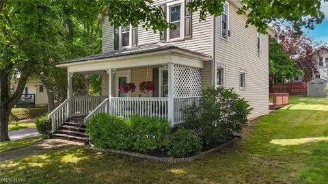 801 Phillips St, Marietta, OH 45750