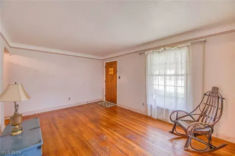 Living - 354 E 260th St, Euclid, OH 44132 photo 1 of 3