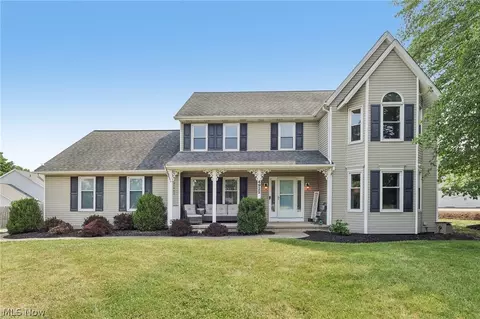 4922 Princeton Dr, North Royalton, OH 44133