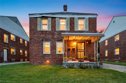 4532 W 150th St, Cleveland, OH 44135