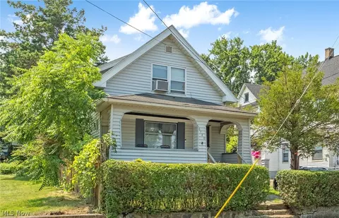 6740 Baxter Ave, Cleveland, OH 44105