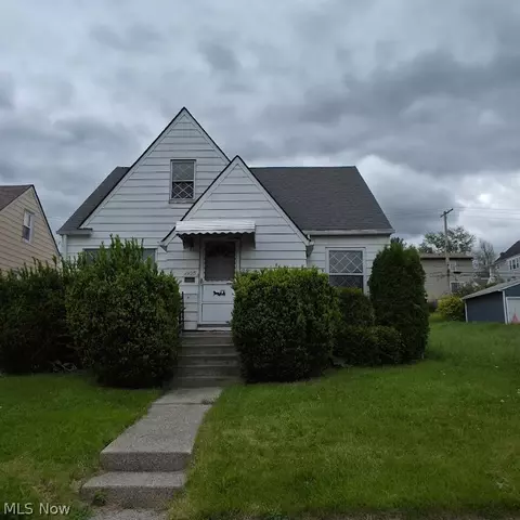 4935 E 86th St, Garfield Heights, OH 44125