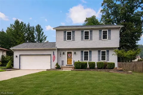 9204 Pleasant Lake Blvd, Parma, OH 44130