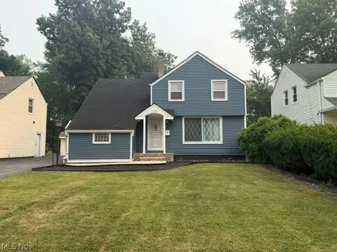 19316 Shakerwood Rd, Warrensville Heights, OH 44122