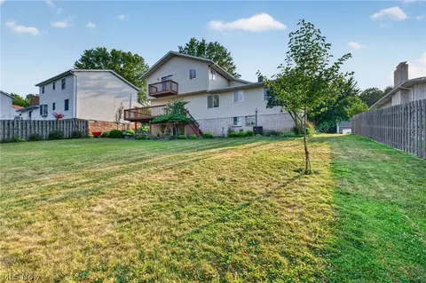 Exterior - 7171 Rustic Oval, Seven Hills, OH 44131 photo 10 of 10