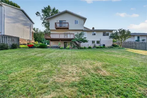 Exterior - 7171 Rustic Oval, Seven Hills, OH 44131 photo 9 of 10