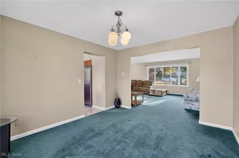 Living - 7171 Rustic Oval, Seven Hills, OH 44131 photo 3 of 5