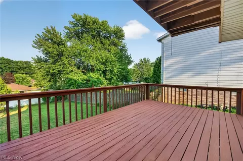 Exterior - 7171 Rustic Oval, Seven Hills, OH 44131 photo 4 of 10