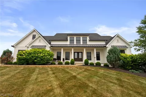 2367 Hearth Hill Ln, Wadsworth, OH 44281