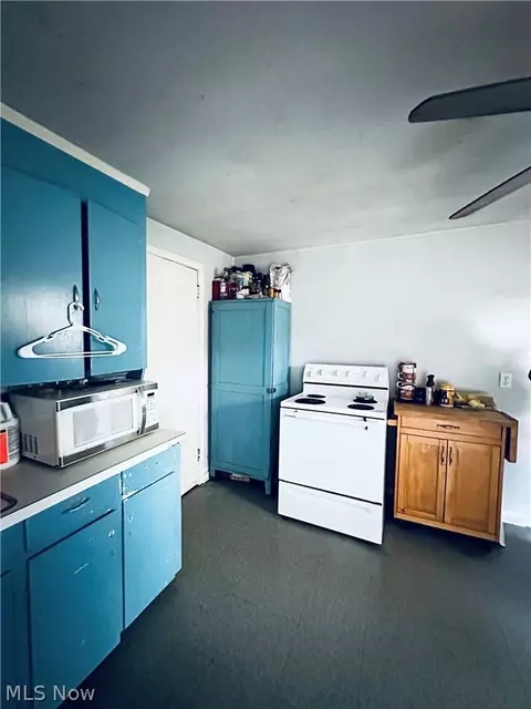 3177 Elyria Ave, Lorain, OH 44055 photo 12