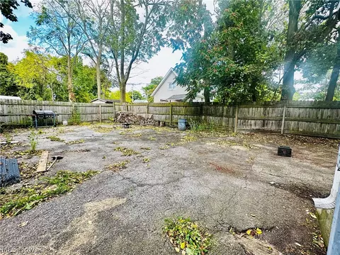 3177 Elyria Ave, Lorain, OH 44055 photo 18