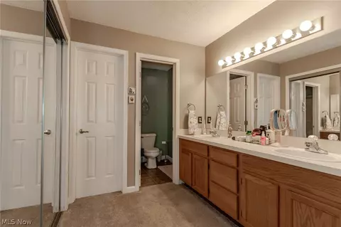 Bath - 7232 Channing Ln, Mentor, OH 44060 photo 3 of 3