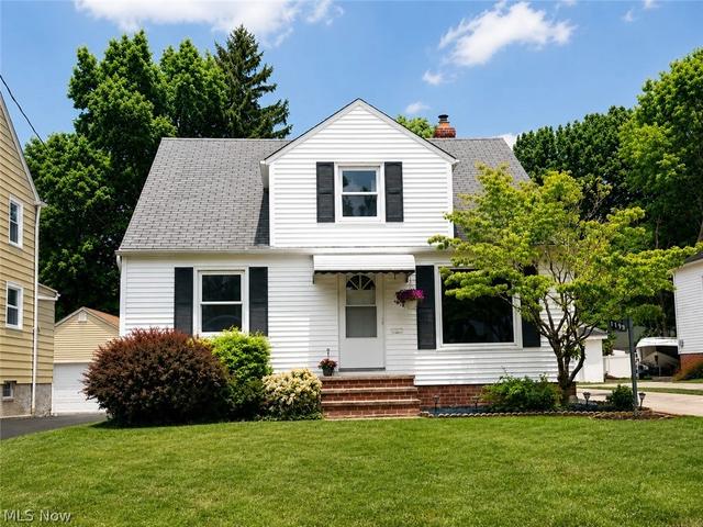 1199 Mayfield Ridge Rd, Cleveland, OH 44124