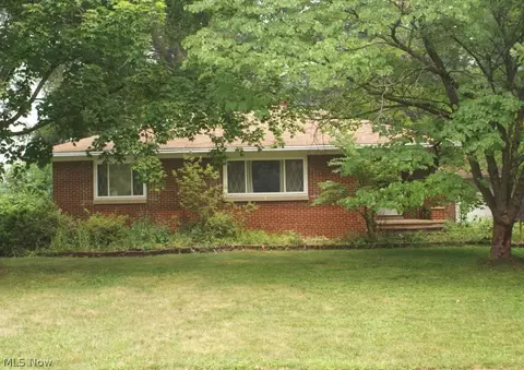 24140 Gessner Rd, North Olmsted, OH 44070
