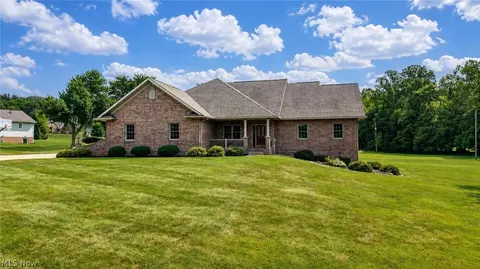 5256 Township Road 356, Millersburg, OH 44654