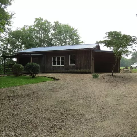 7113 Dial Rd SW, Carrollton, OH 44615