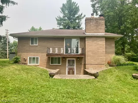 Exterior - 4474 Ridge Rd, Wadsworth, OH 44281 photo 1 of 5