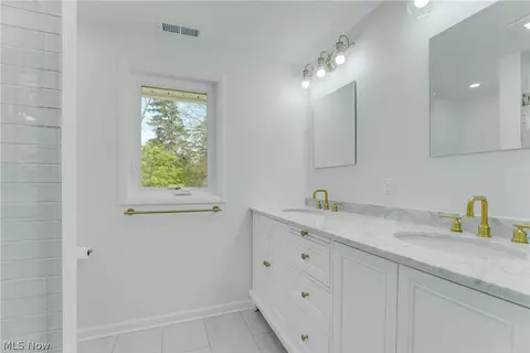 Bath - 33065 Arlesford Dr, Solon, OH 44139 photo 1 of 4