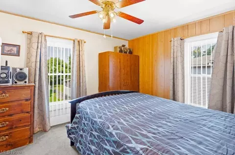 Bedroom - 71 Elm St, Struthers, OH 44471 photo 3 of 3