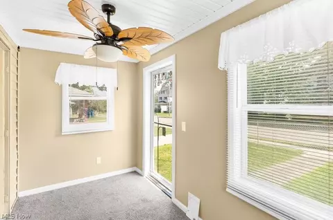Exterior - 71 Elm St, Struthers, OH 44471 photo 7 of 7